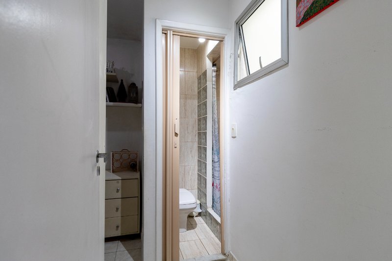Apartamento 92m² na Vila Nova Conceição 3 dorm 1 vaga Rua Doutor Eduardo de Souza Aranha São Paulo - 