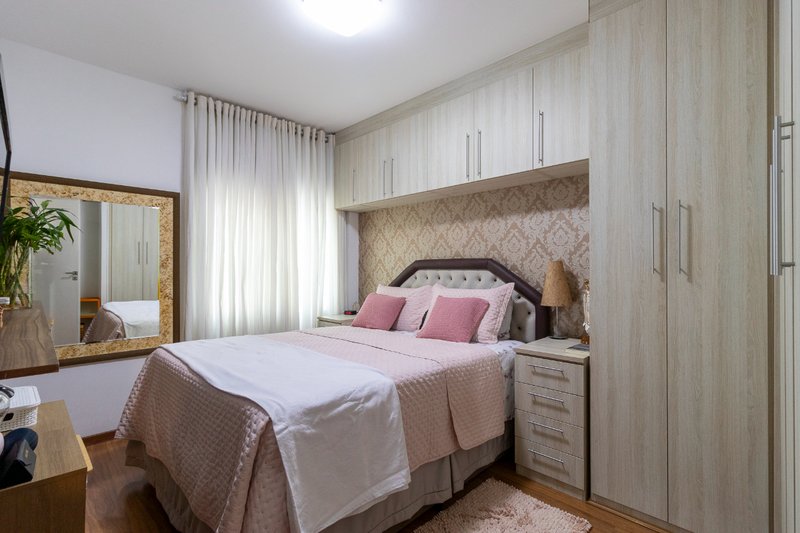 Apartamento 92m² na Vila Nova Conceição 3 dorm 1 vaga Rua Doutor Eduardo de Souza Aranha São Paulo - 