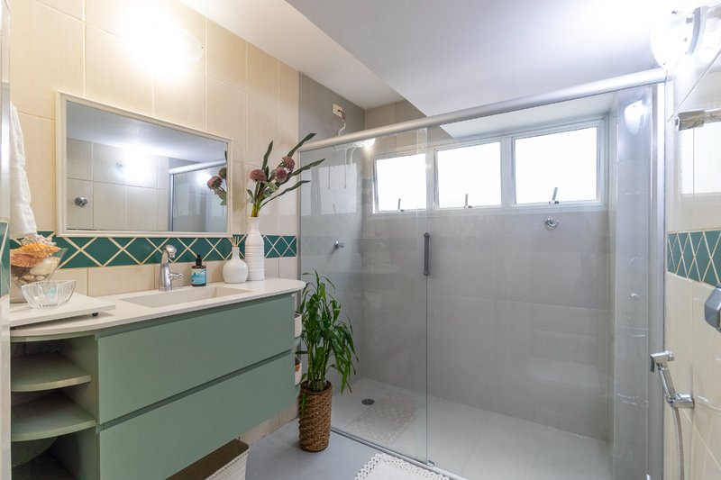 Apartamento 92m² na Vila Nova Conceição 3 dorm 1 vaga Rua Doutor Eduardo de Souza Aranha São Paulo - 