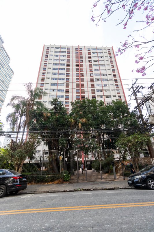 Apartamento 92m² na Vila Nova Conceição 3 dorm 1 vaga Rua Doutor Eduardo de Souza Aranha São Paulo - 