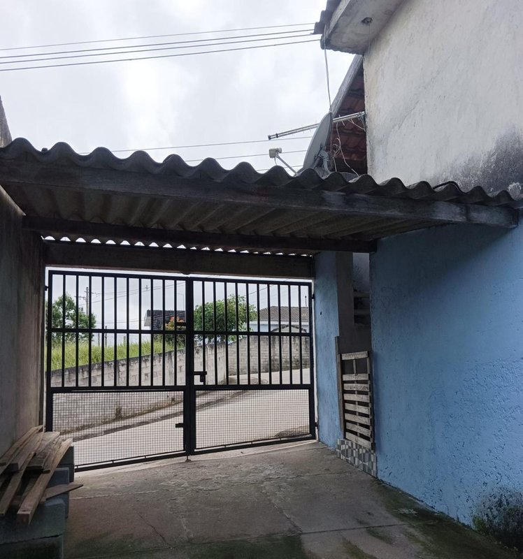 Casa térrea com suíte e amplo terreno no Bairro do Bragança – Salesópolis  Salesópolis - 