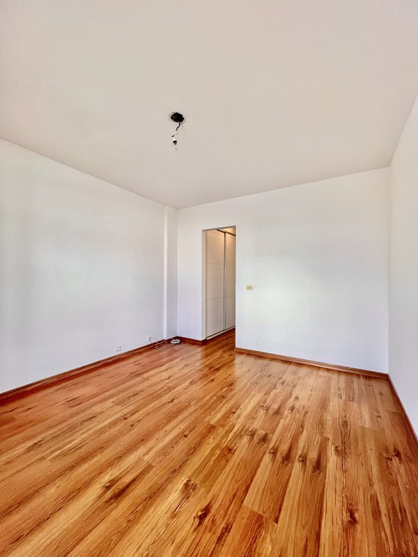 Apartamento amplo com 4 quartos no Jardim Oceânico  Rio de Janeiro - 
