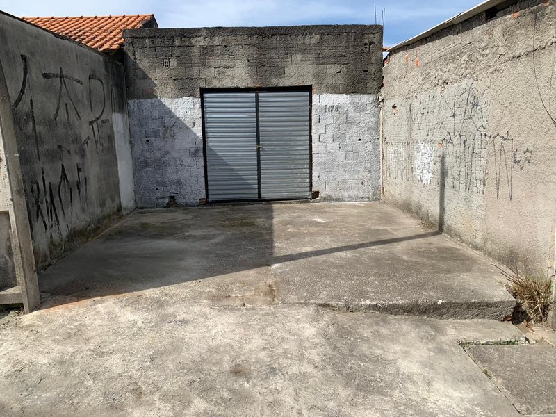 Espaço Comercial Versátil no Jardim Layr  Mogi das Cruzes - 