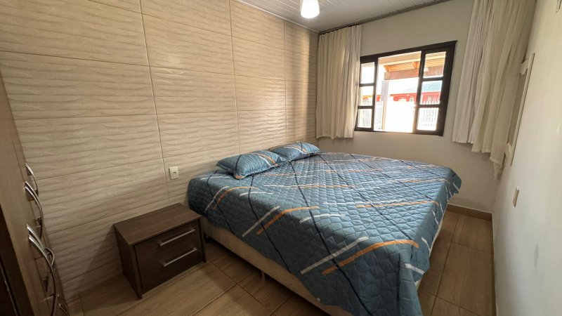 Casa Mobiliada à Venda – Balneário Rincão (Zona Sul) Rua Pedro Luiz Fernandes (Rua 61) - - 