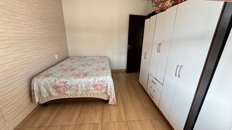 Casa Mobiliada à Venda – Balneário Rincão (Zona Sul) Rua Pedro Luiz Fernandes (Rua 61) - - 