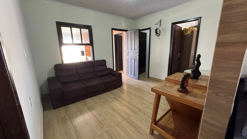 Casa Mobiliada à Venda – Balneário Rincão (Zona Sul) Rua Pedro Luiz Fernandes (Rua 61) - - 