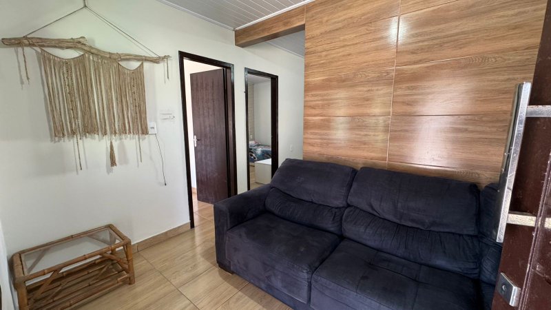 Casa Mobiliada à Venda – Balneário Rincão (Zona Sul) Rua Pedro Luiz Fernandes (Rua 61) - - 
