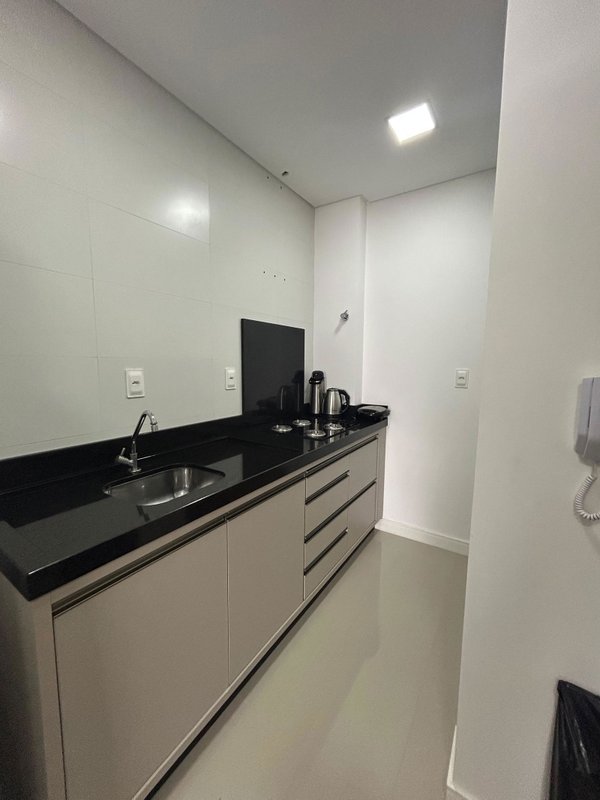 APARTAMENTO COM 1 SUÍTE MAIS 1 DORMITÓRIO EM ITAPEMA  Itapema - 
