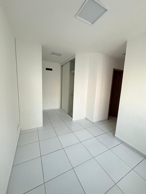 Apartamento para alugar com 3 quartos sendo uma suíte, 77m² área por R$ 4.200,00 Rua Amaro Albino Pimentel Recife - 