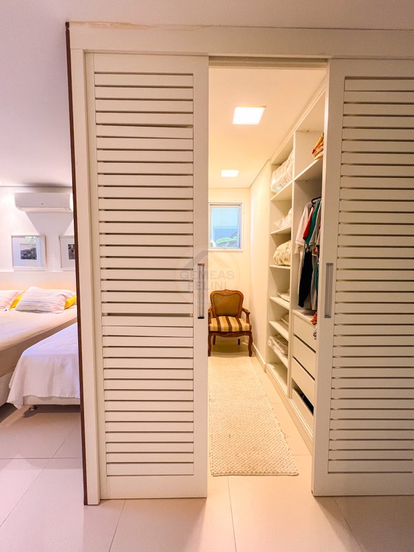 Casa em Condomínio na Praia de Juquehy - LOCAÇÃO ANUAL  São Sebastião - 