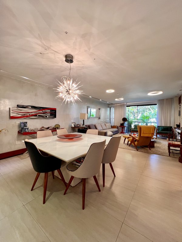 Cobertura duplex com 2 suítes no Jardim Oceânico  Rio de Janeiro - 