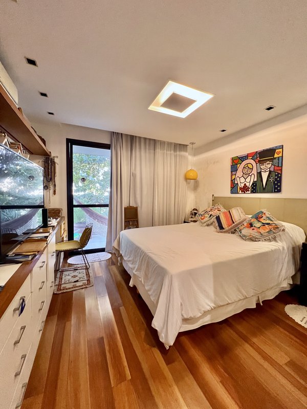 Cobertura duplex com 2 suítes no Jardim Oceânico  Rio de Janeiro - 