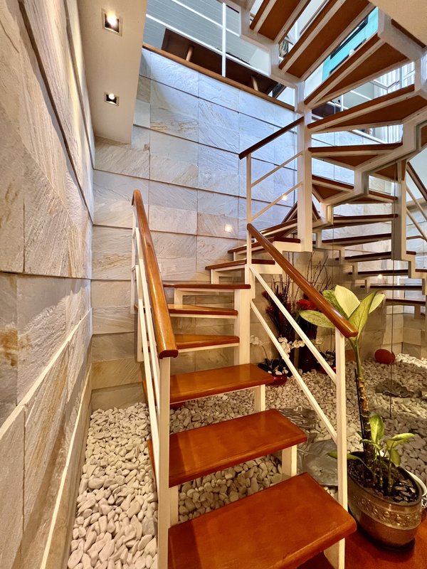 Cobertura duplex com 2 suítes no Jardim Oceânico  Rio de Janeiro - 