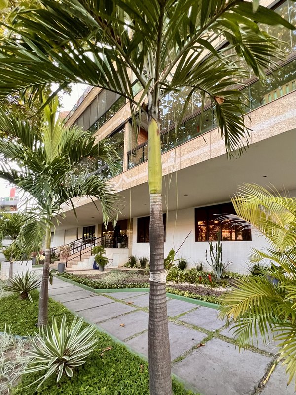Cobertura duplex com 2 suítes no Jardim Oceânico  Rio de Janeiro - 