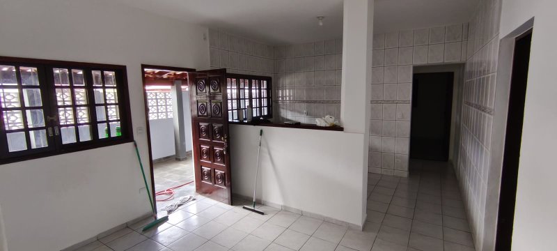 Casa Térrea com 3 Dormitórios e Churrasqueira no Caputera  Caraguatatuba - 