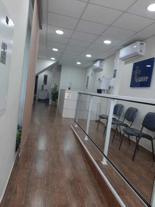 VENDE-SE EXCELENTE IMÓVEL COMERCIAL – 185m2 – ROOF TOP Rua Oscar Freire São Paulo - 