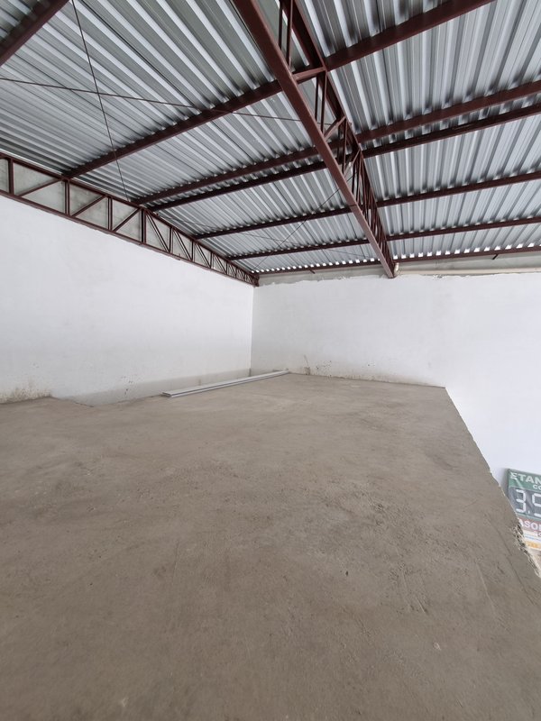 ALUGA-SE LOJA COMERCIAL 250M - COM MEZANINO - NOVA NO CONTRAPISO - PRONTA PARA SEU NEGÓCIO Rua Américo Brasiliense São Paulo - 