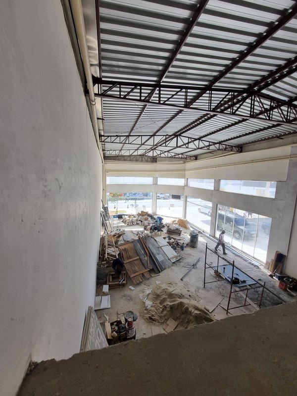 ALUGA-SE LOJA COMERCIAL 250M - COM MEZANINO - NOVA NO CONTRAPISO - PRONTA PARA SEU NEGÓCIO Rua Américo Brasiliense São Paulo - 