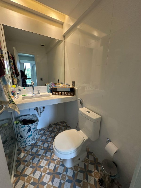 4 quartos (3 suítes). Varanda gourmet. 2 vagas de garagem. Móveis planejados Rua Le Parc Recife - 