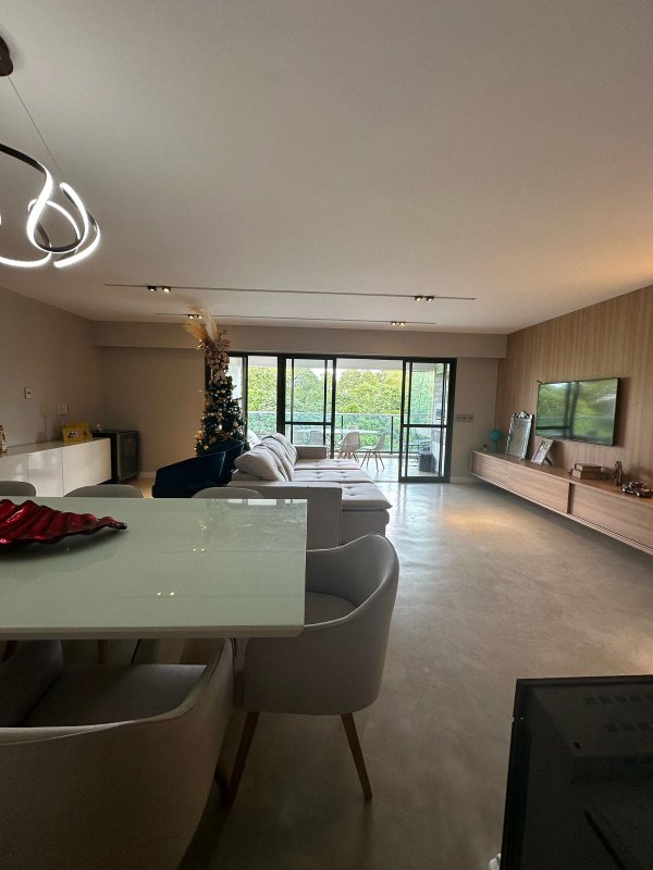 4 quartos (3 suítes). Varanda gourmet. 2 vagas de garagem. Móveis planejados Rua Le Parc Recife - 