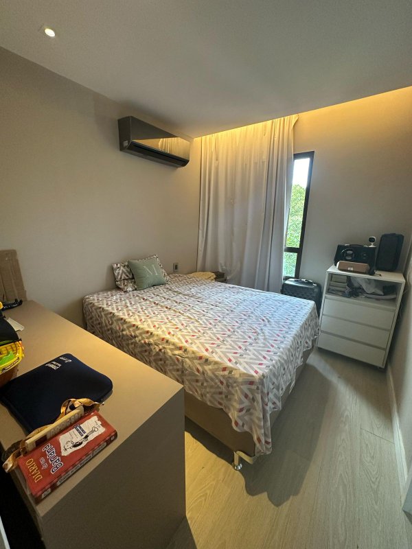 4 quartos (3 suítes). Varanda gourmet. 2 vagas de garagem. Móveis planejados Rua Le Parc Recife - 