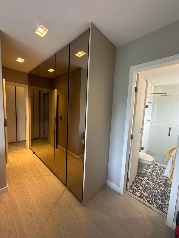 4 quartos (3 suítes). Varanda gourmet. 2 vagas de garagem. Móveis planejados Rua Le Parc Recife - 