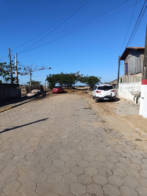 Casa de Alvenaria no bairro Praça Tijucas SC rua Petronilho da Costa  Tijucas - 