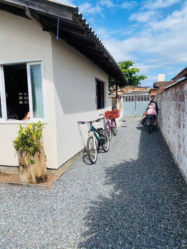 Casa de Alvenaria no bairro Praça Tijucas SC rua Petronilho da Costa  Tijucas - 