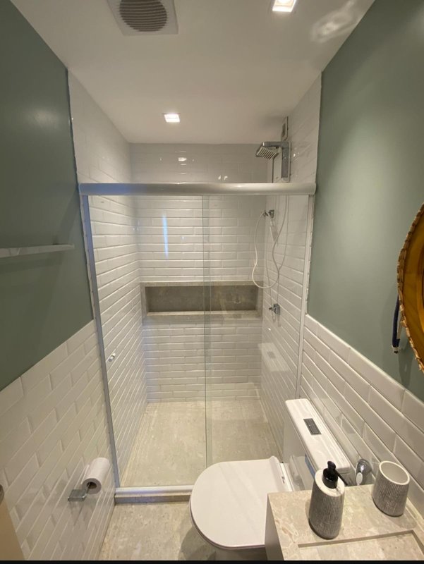 APARTAMENTO 2 QUARTOS SUÍTE VARANDA GARAGEM ELEVADOR  VISTA MAR  À VENDA EM ITAPUÃ!! Rua do Vento Sul Salvador - 