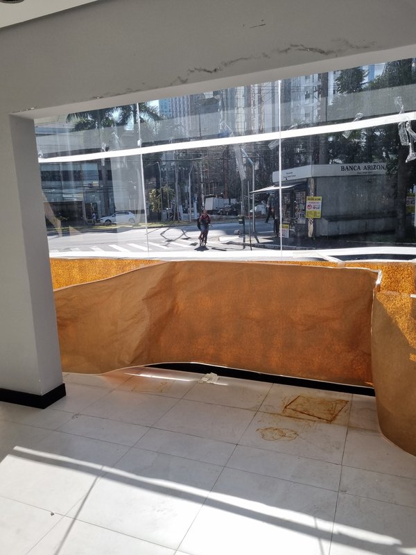 ALUGA-SE LOJA COMERCIAL 140M – EXCELENTE LOCALIZAÇÃO - PRONTA PARA SEU NEGÓCIO Avenida Engenheiro Luiz Carlos Berrini São Paulo - 