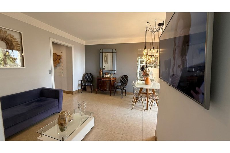 Apartamento à Venda, 65m - 2 Dorm. 1 Suite - R$ 365.000 - Campolim - Sorocaba SP Rua Professor Horácio Mesquita de Camargo Sorocaba - 