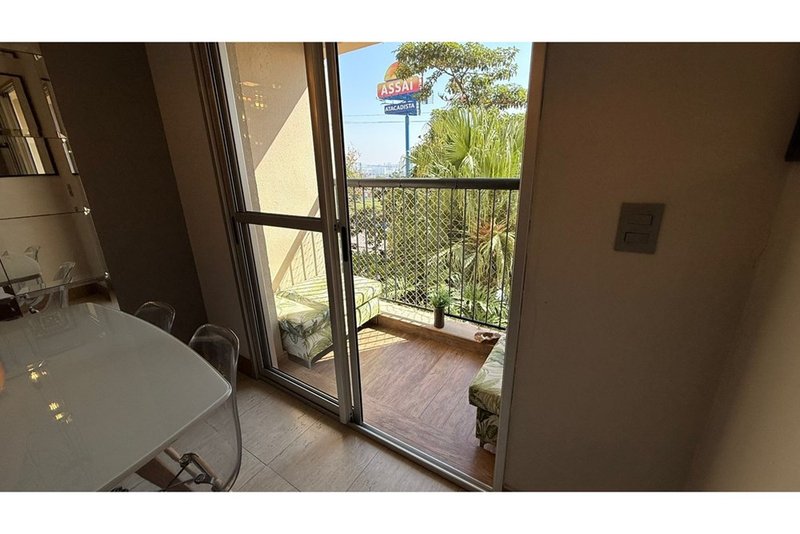 Apartamento à Venda, 65m - 2 Dorm. 1 Suite - R$ 365.000 - Campolim - Sorocaba SP Rua Professor Horácio Mesquita de Camargo Sorocaba - 