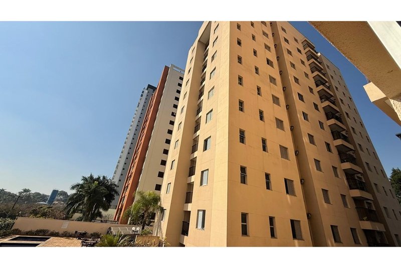 Apartamento à Venda, 65m - 2 Dorm. 1 Suite - R$ 365.000 - Campolim - Sorocaba SP Rua Professor Horácio Mesquita de Camargo Sorocaba - 