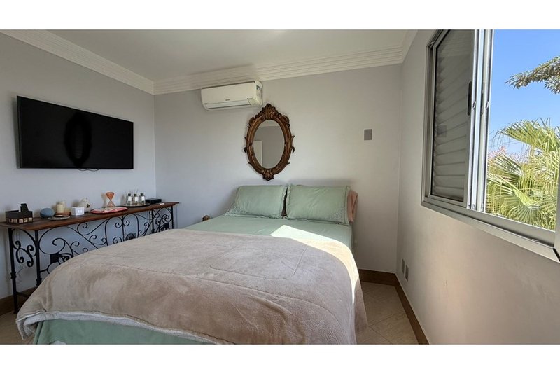 Apartamento à Venda, 65m - 2 Dorm. 1 Suite - R$ 365.000 - Campolim - Sorocaba SP Rua Professor Horácio Mesquita de Camargo Sorocaba - 