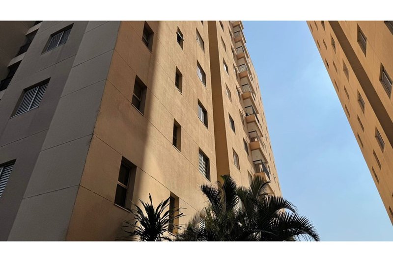 Apartamento à Venda, 65m - 2 Dorm. 1 Suite - R$ 365.000 - Campolim - Sorocaba SP Rua Professor Horácio Mesquita de Camargo Sorocaba - 