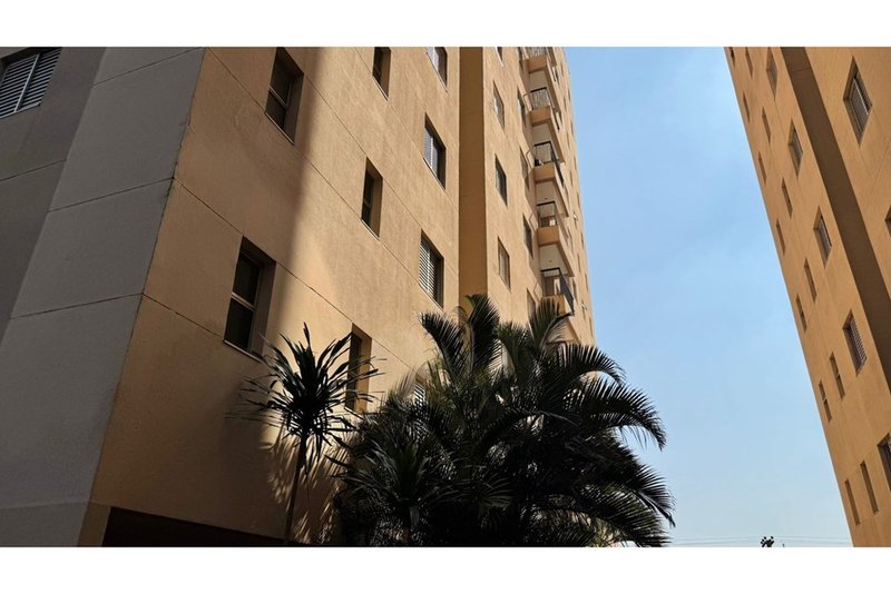 Apartamento à Venda, 65m - 2 Dorm. 1 Suite - R$ 365.000 - Campolim - Sorocaba SP Rua Professor Horácio Mesquita de Camargo Sorocaba - 