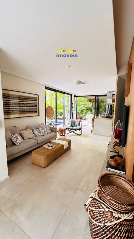 Casa Alto Padrão na Paria de Camburi em condominio Rua do Telégrafo São Sebastião - 