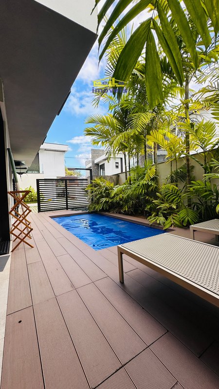 Casa Alto Padrão na Paria de Camburi em condominio Rua do Telégrafo São Sebastião - 