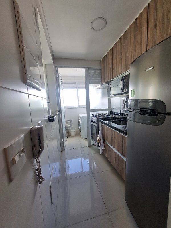 ALUGA-SE APT MOBILIADO AO LADO DAS FACULDADES MACKENZIE E FAAP - 60M2 - 1 VAGA - 2 QUARTOS Rua Dona Antônia de Queirós São Paulo - 