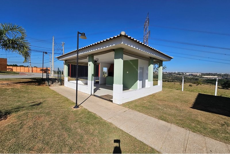 Casa térrea à venda, 58m - 369.9000 - 2 Dorm. 1 Suite -Jd. Resid. Villa Amato -Sorocaba SP Avenida Três de Março Sorocaba - 
