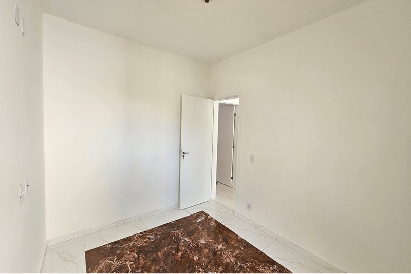 Casa térrea à venda, 58m - 369.9000 - 2 Dorm. 1 Suite -Jd. Resid. Villa Amato -Sorocaba SP Avenida Três de Março Sorocaba - 
