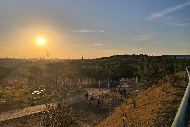 Casa térrea à venda, 58m - 369.9000 - 2 Dorm. 1 Suite -Jd. Resid. Villa Amato -Sorocaba SP Avenida Três de Março Sorocaba - 
