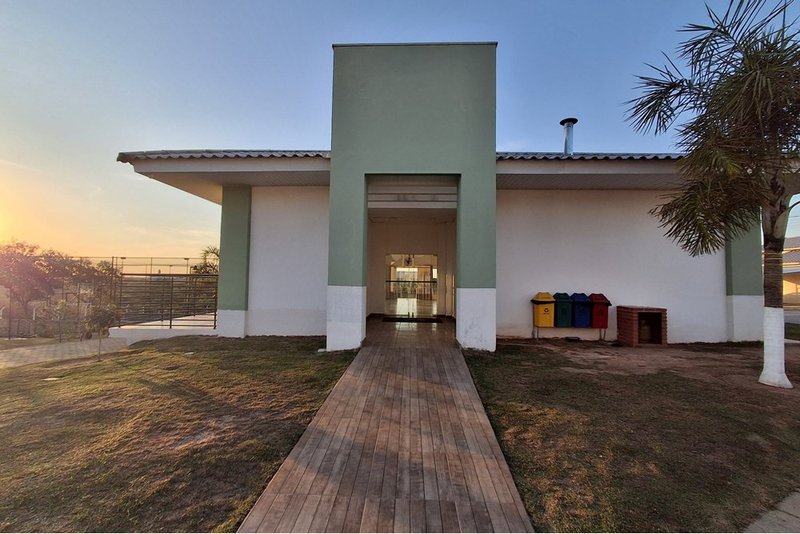 Casa térrea à venda, 58m - 369.9000 - 2 Dorm. 1 Suite -Jd. Resid. Villa Amato -Sorocaba SP Avenida Três de Março Sorocaba - 