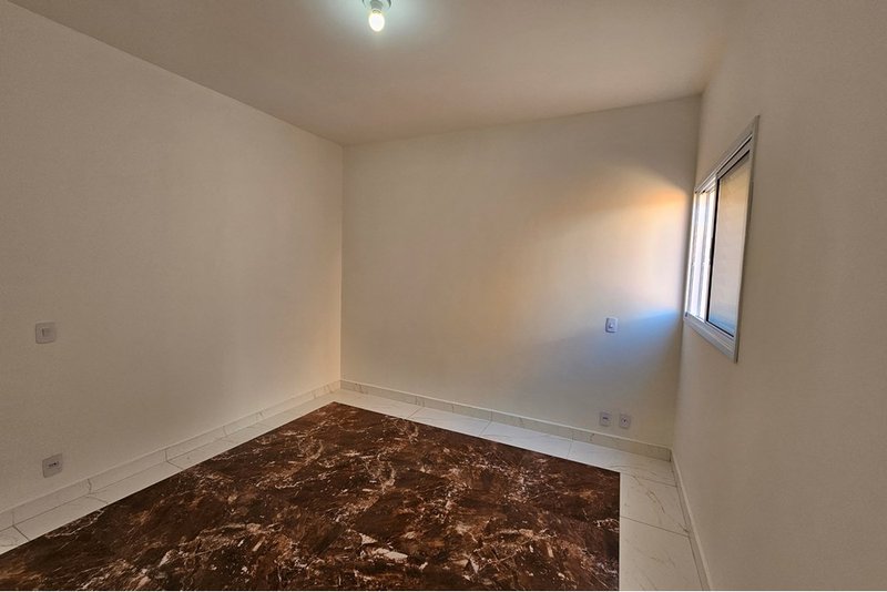 Casa térrea à venda, 58m - 369.9000 - 2 Dorm. 1 Suite -Jd. Resid. Villa Amato -Sorocaba SP Avenida Três de Março Sorocaba - 