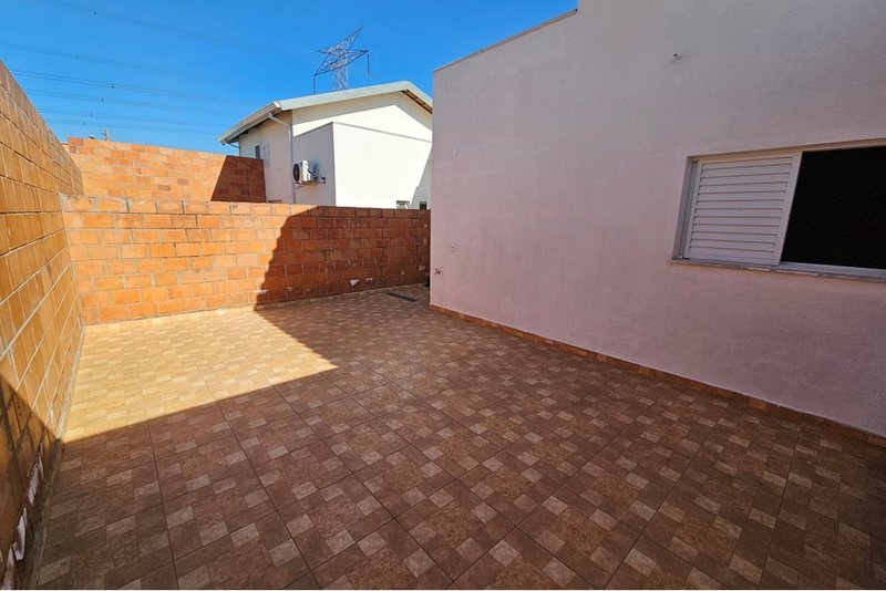 Casa térrea à venda, 58m - 369.9000 - 2 Dorm. 1 Suite -Jd. Resid. Villa Amato -Sorocaba SP Avenida Três de Março Sorocaba - 