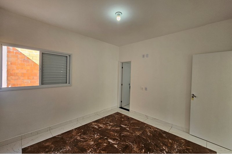 Casa térrea à venda, 58m - 369.9000 - 2 Dorm. 1 Suite -Jd. Resid. Villa Amato -Sorocaba SP Avenida Três de Março Sorocaba - 