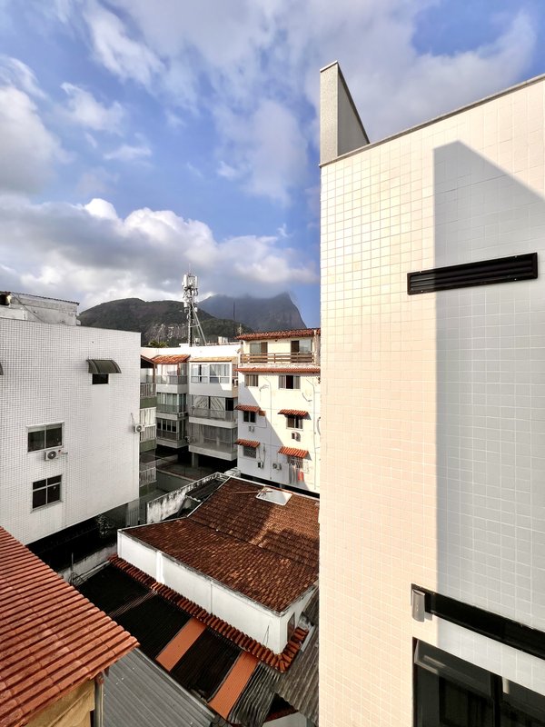 Cobertura linear novíssima no Jardim Oceânico  Rio de Janeiro - 
