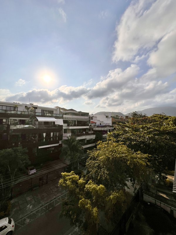 Cobertura linear novíssima no Jardim Oceânico  Rio de Janeiro - 