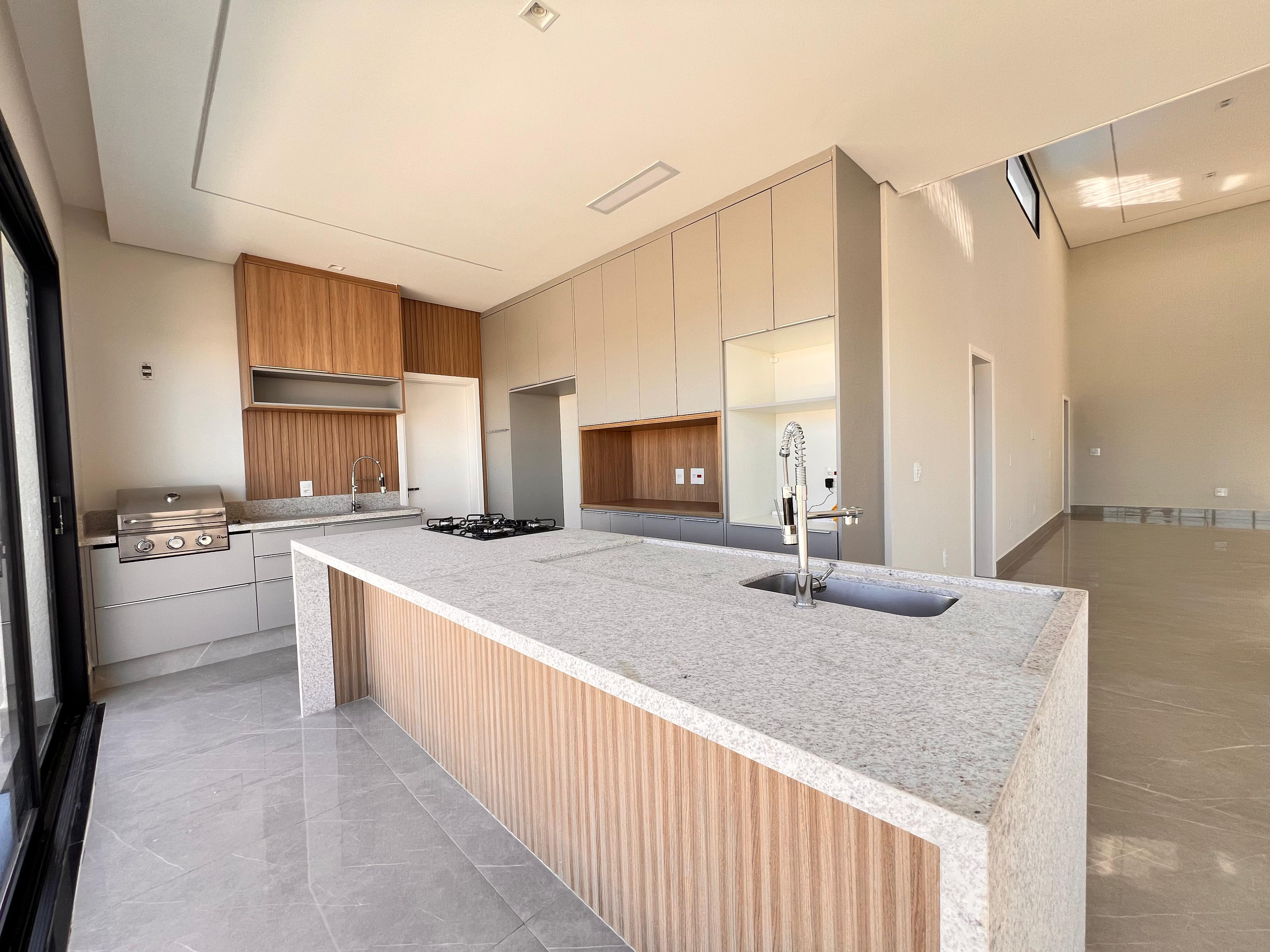 Casa com 4 dormit&oacute;rios &agrave; venda,237 m&sup2; - Condom&iacute;nio Alphaville Castello - It&uacute; - SP Rodovia Waldomiro Corrêa de Camargo Itu - 