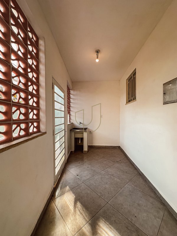 Casa Térrea de 465 m² no Jardim Esplanada Rua Barão de Mauá São José dos Campos - 
